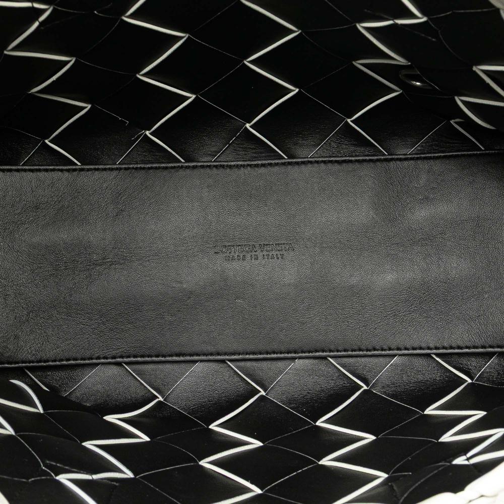 Bottega Veneta AB Bottega Veneta White Lambskin Leather Leather Small Lambskin Intrecciato Cabat Tote Italy