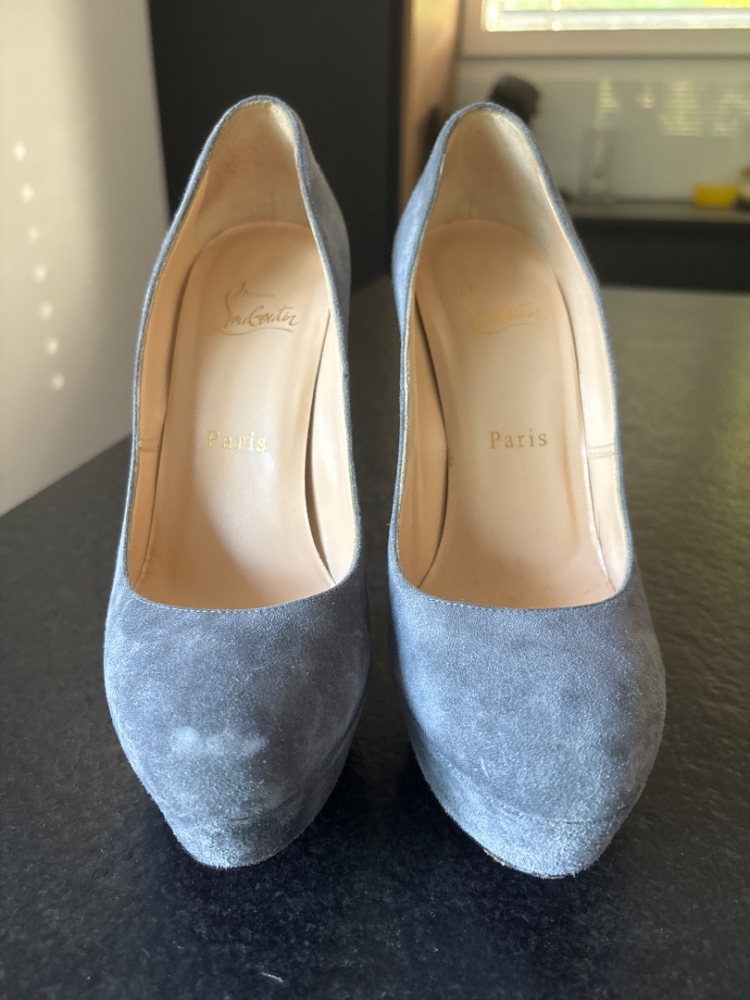 Christian Louboutin Bianca 140 suede calf