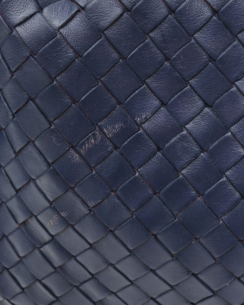 Bottega Veneta Medium Intrecciato Hobo Bag
