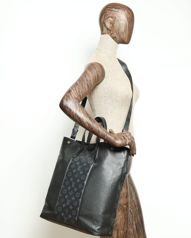 Louis Vuitton Taigarama City Tote Bag