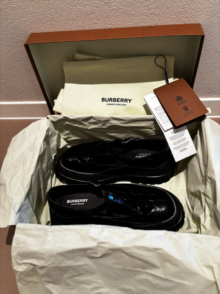 Burberry Mocassins baby