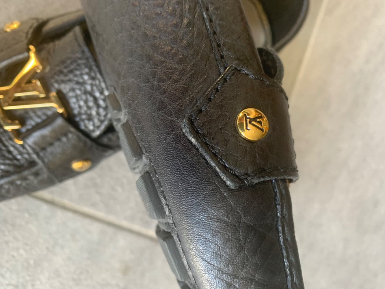 Louis Vuitton Mokassins