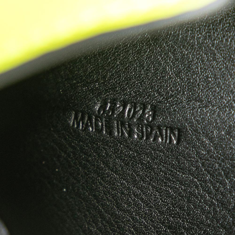 Loewe B LOEWE Yellow Neon Yellow Calf Leather Smooth skin Smiley Face Gate Pocket Crossbody Spain