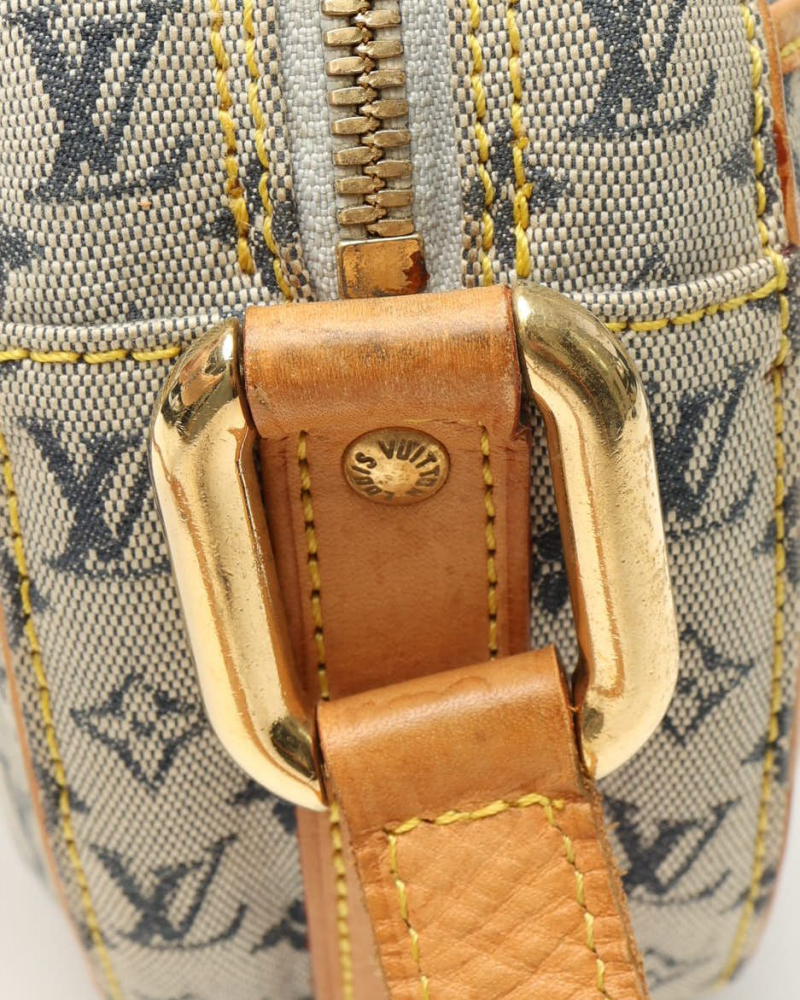 Louis Vuitton Jeanne GM Bag