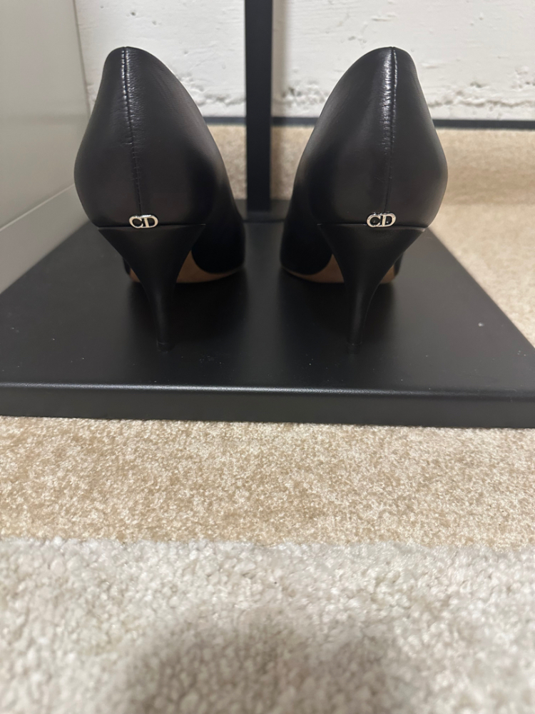 Christian Dior Classic heels