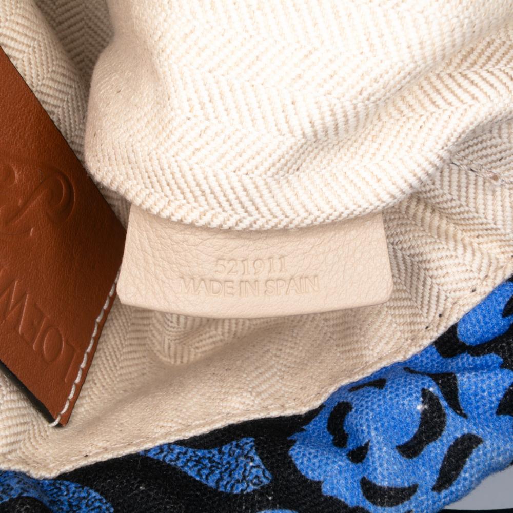 Loewe B LOEWE Orange Canvas Fabric Paulas Ibiza Angel Drawstring Crossbody Spain