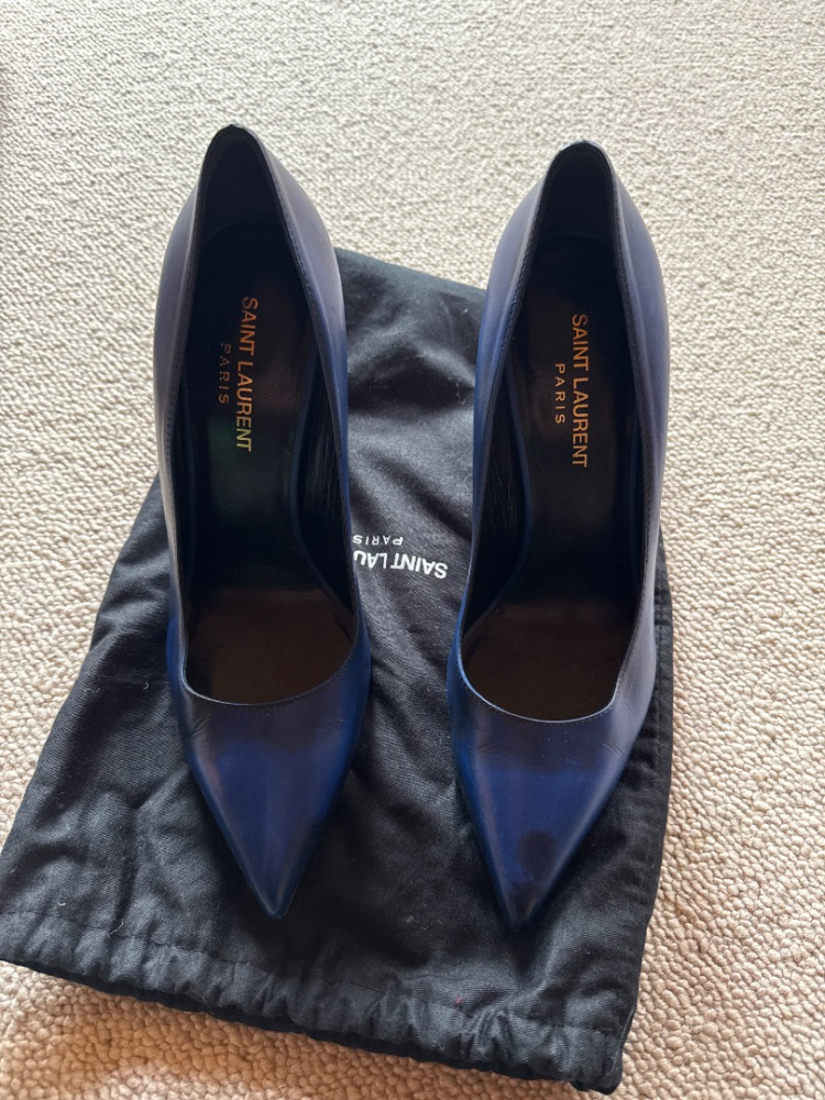 Saint Laurent Winger