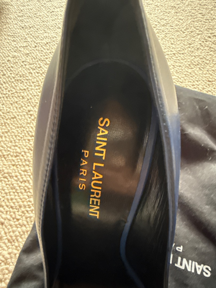 Saint Laurent Winger