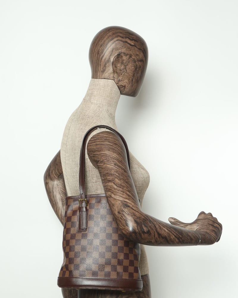 Louis Vuitton Damier Ebene Marais Bucket Bag