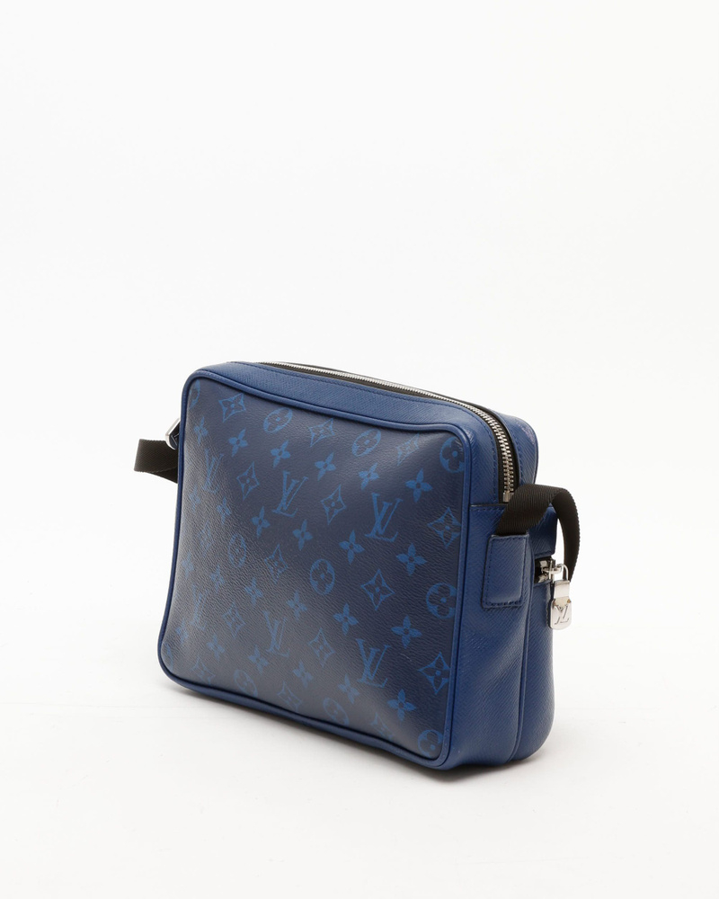 Louis Vuitton Taiga Outdoor Messenger PM Bag