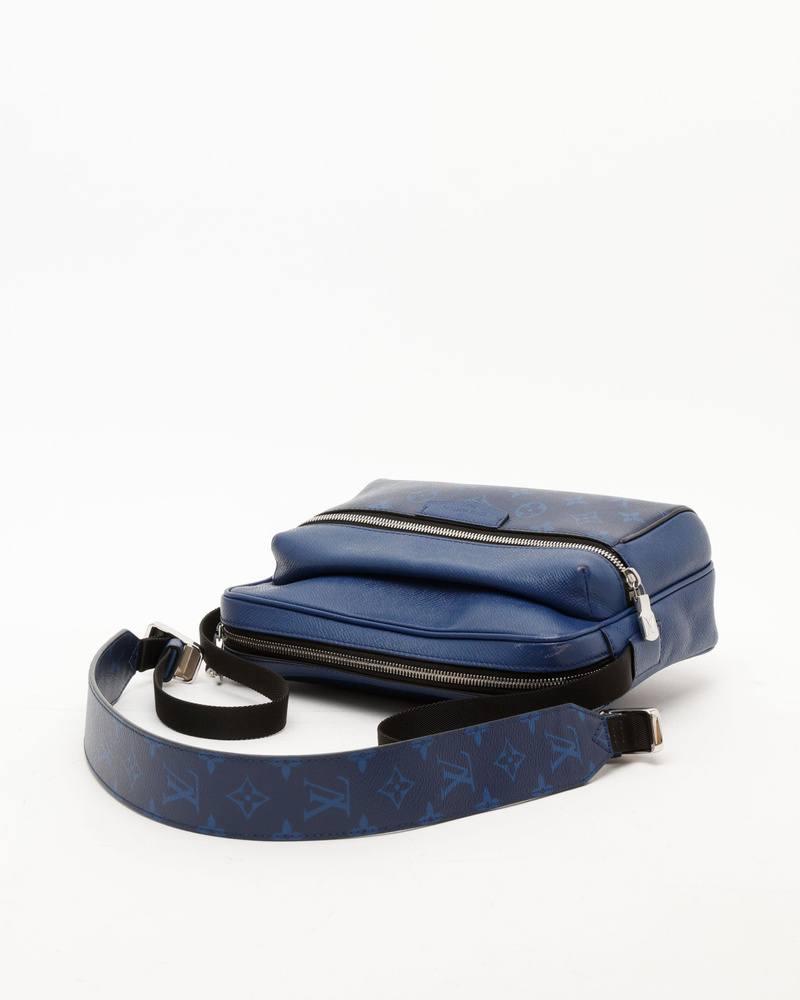 Louis Vuitton Taiga Outdoor Messenger PM Bag