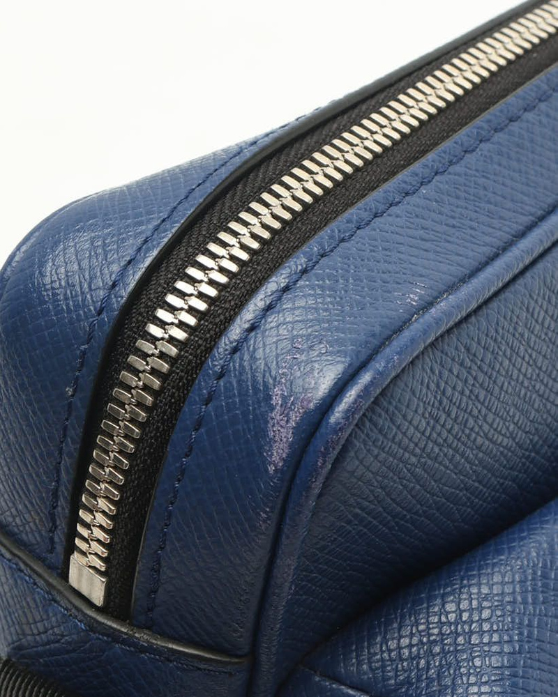 Louis Vuitton Taiga Outdoor Messenger PM Bag