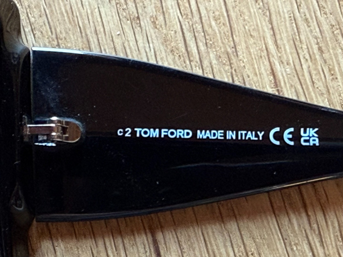 Tom Ford Quinn schicke schwarze Sonnenbrille in Übergröße