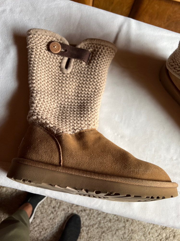 UGG Mit Stricken