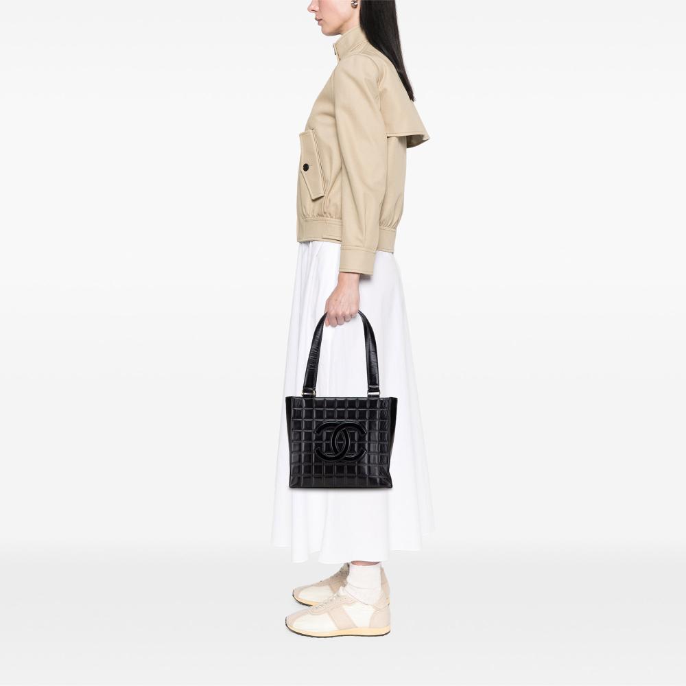 Chanel B Chanel Black Lambskin Leather Leather CC Choco Bar Lambskin Tote Italy