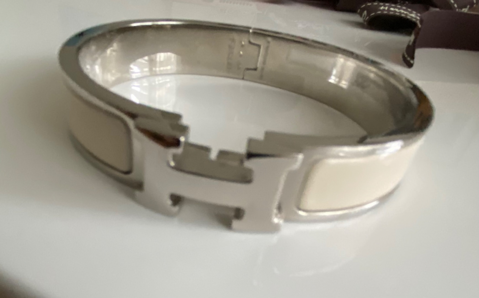 Hermès Bracelet Hermès Clic étroit H Crème avec émail argenté PM France