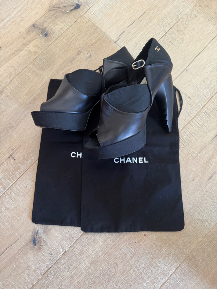Chanel Absätze