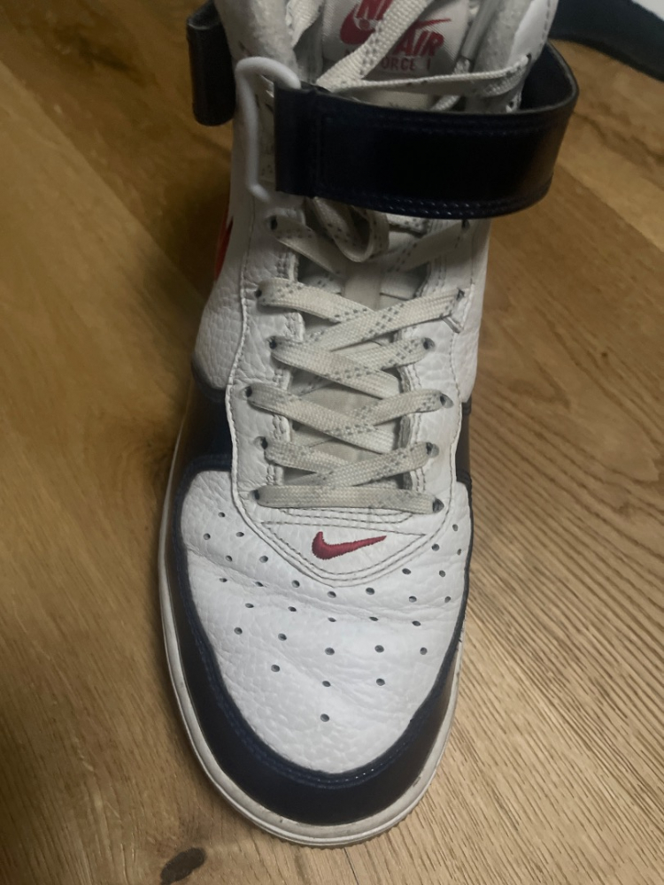 Nike Men's 'Air Force 1 Mid' High-Top Sneakers