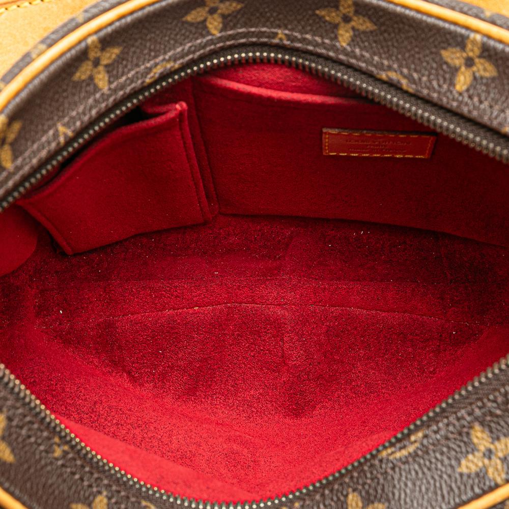 Louis Vuitton B Louis Vuitton Brown Monogram Canvas Canvas Monogram Croissant MM France