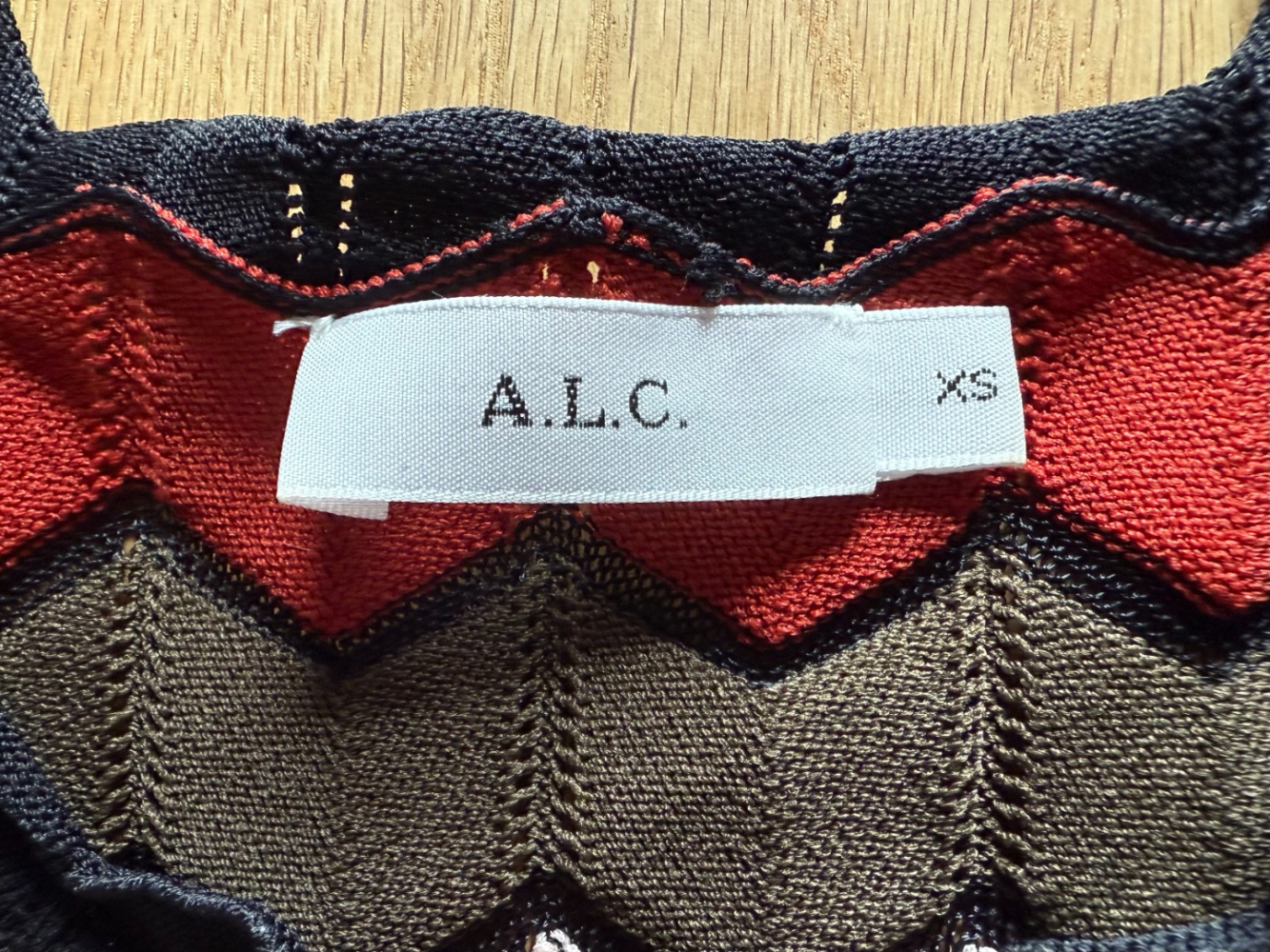 A.L.C. Top crop en zigzag amusant