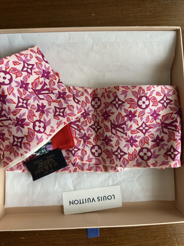 Louis Vuitton Monogram Bandeau