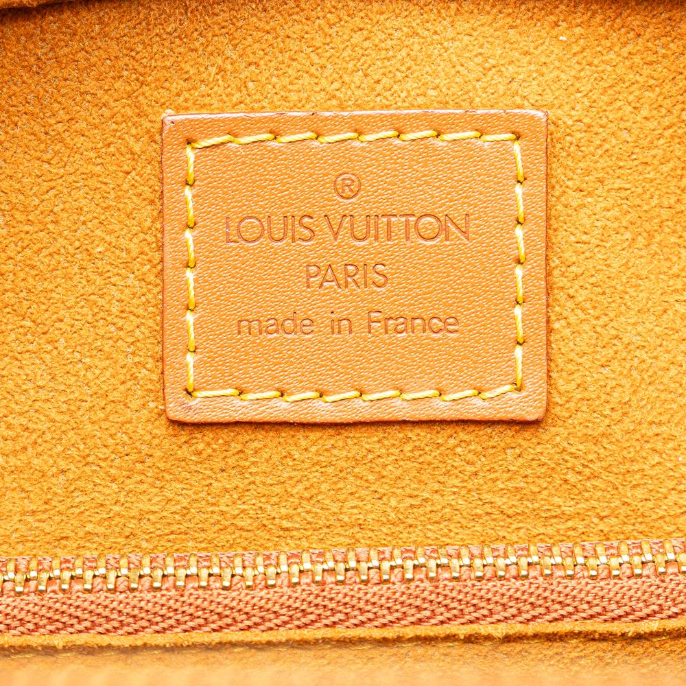 Louis Vuitton B Louis Vuitton Brown Epi Leather Leather Epi Pont-Neuf France