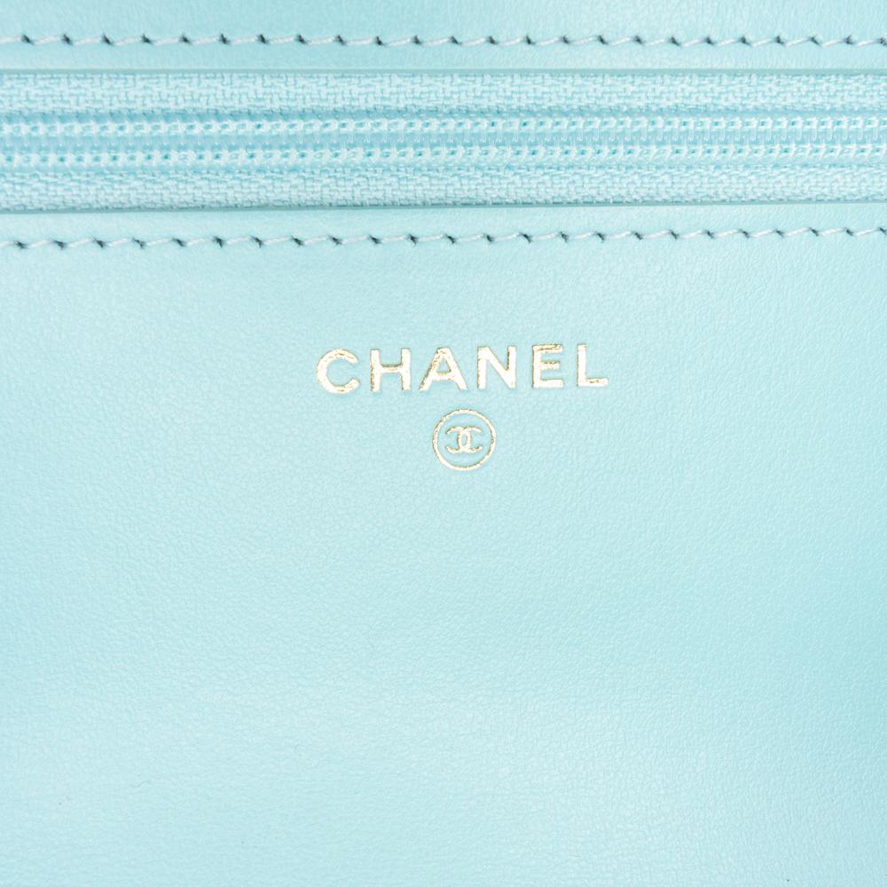 Chanel B Chanel Blue Turquoise Denim Fabric 19 Wallet on Chain Italy