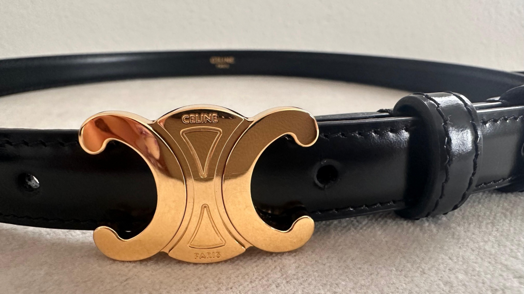 Celine Small 18MM Triomphe belt in taurillon leather