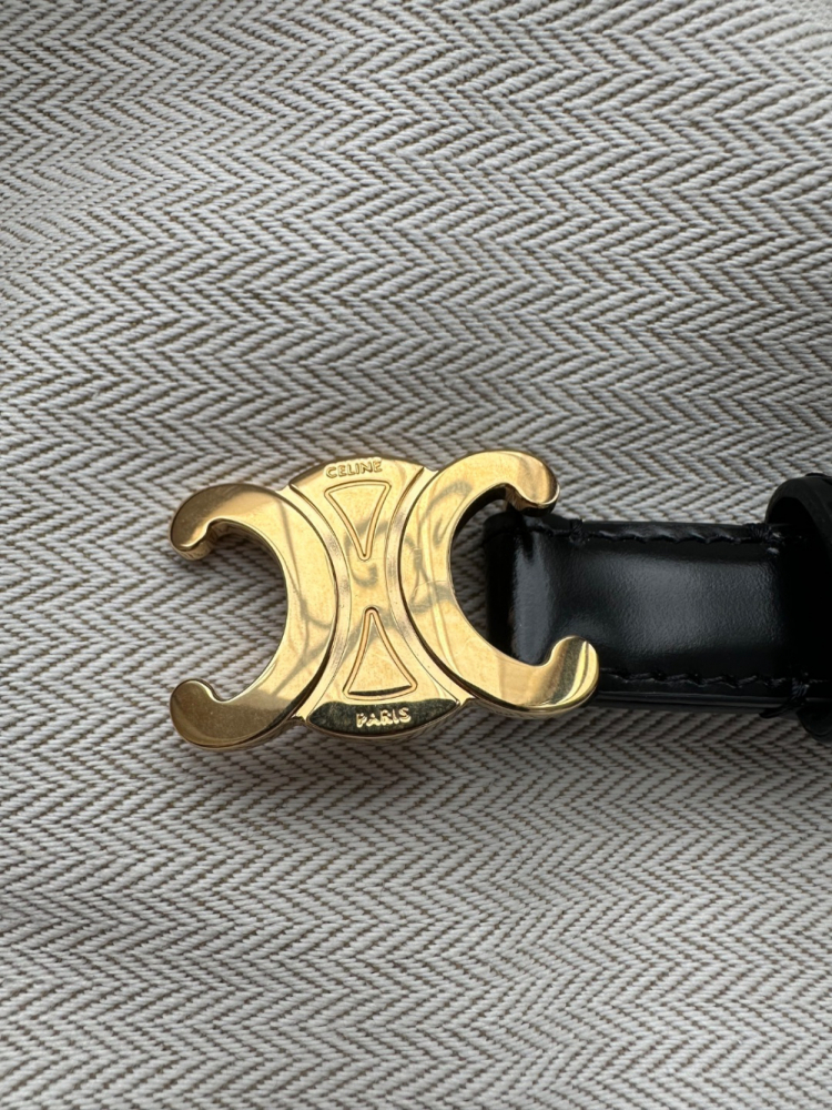 Celine Small 18MM Triomphe belt in taurillon leather