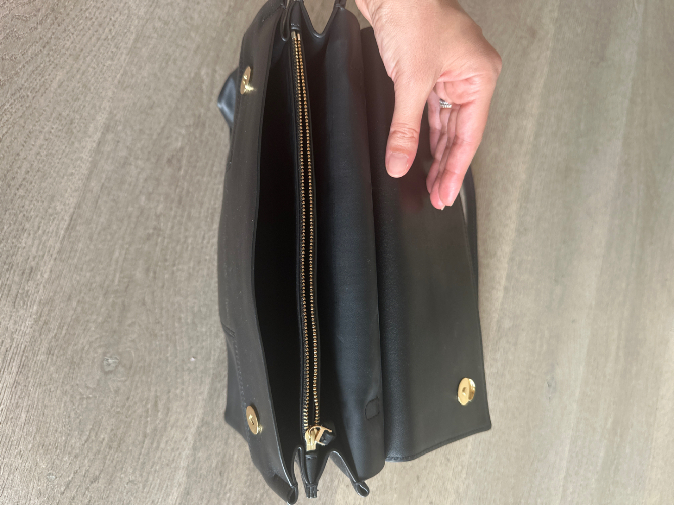 Tory Burch Black leather hand or shoulder bag