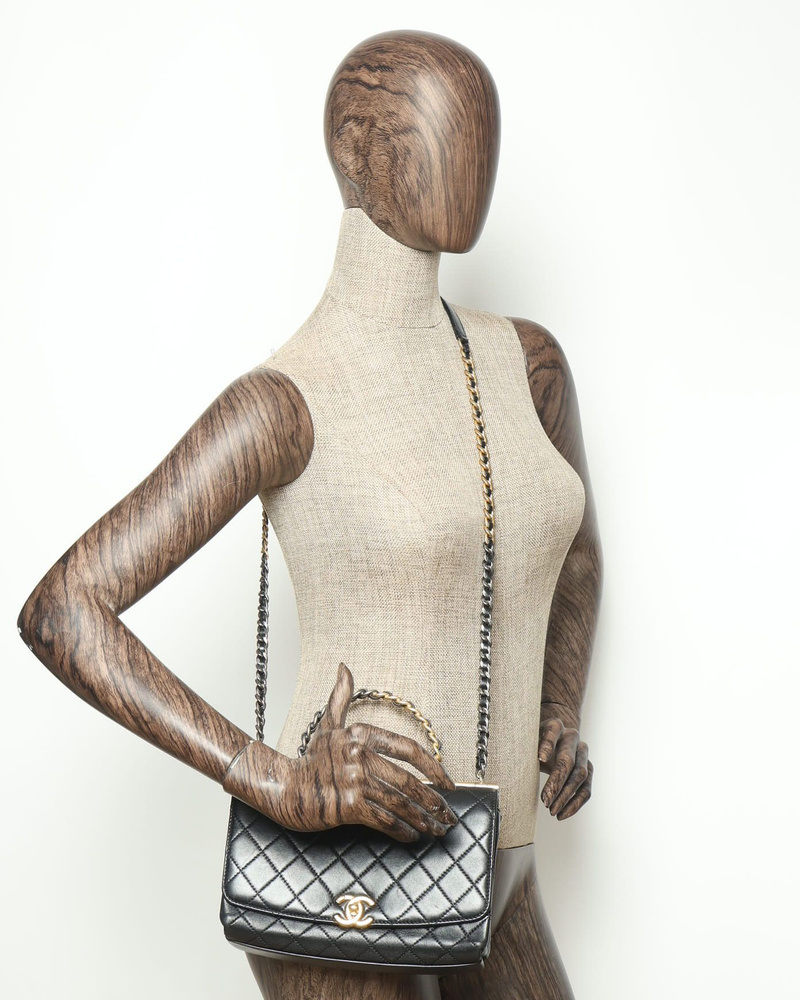 Chanel Small La Parisienne Flap Bag