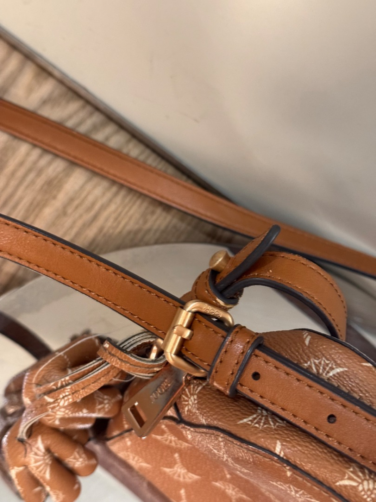 Joop CORTINA 1.0 CLOE CROSSBODY TASCHE