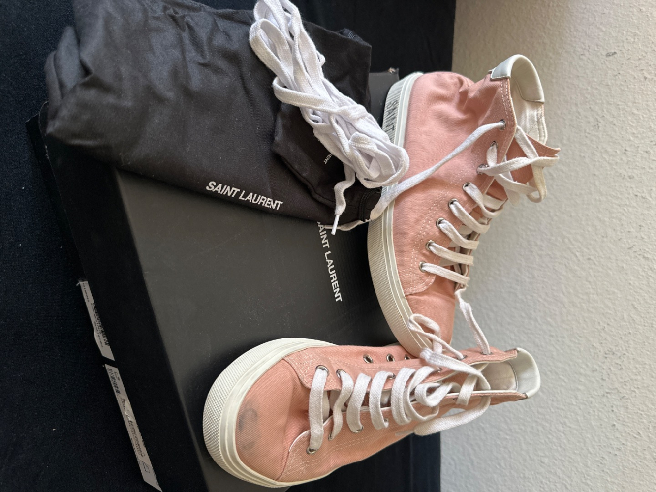 Saint Laurent Solaris moon