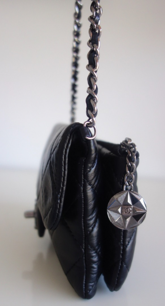 Chanel Pochette Chanel cuir noir
