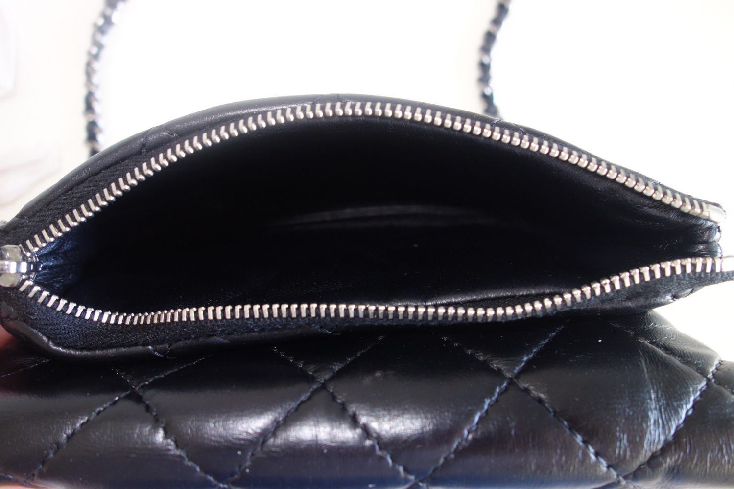 Chanel Pochette Chanel cuir noir