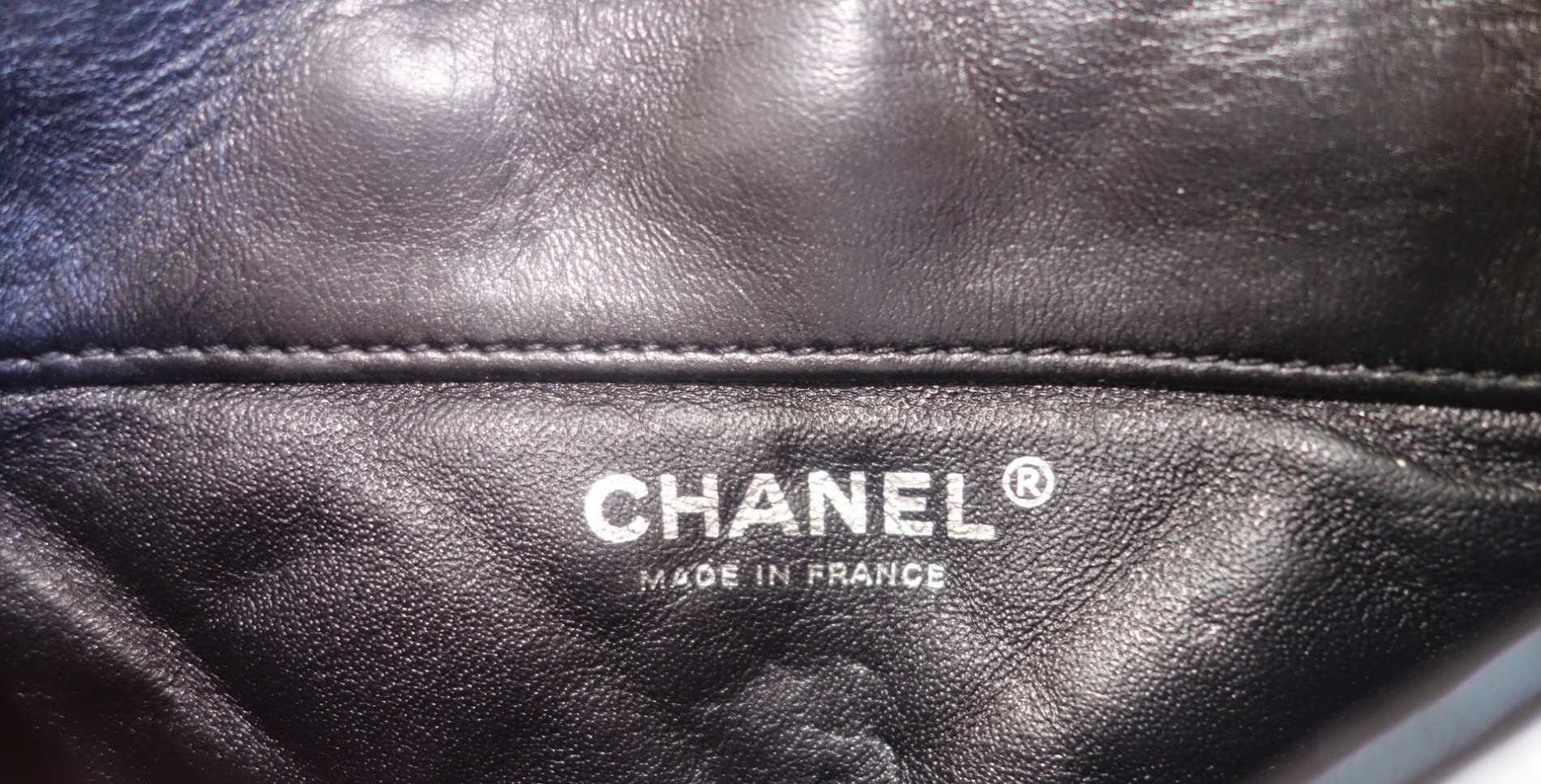 Chanel Pochette Chanel cuir noir