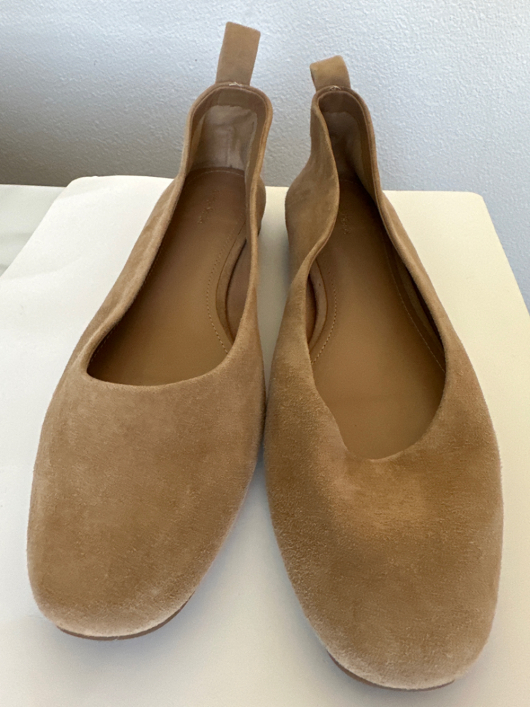 & other stories Chaussures en daim beige