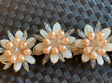 Banana Republic Collier de fleurs