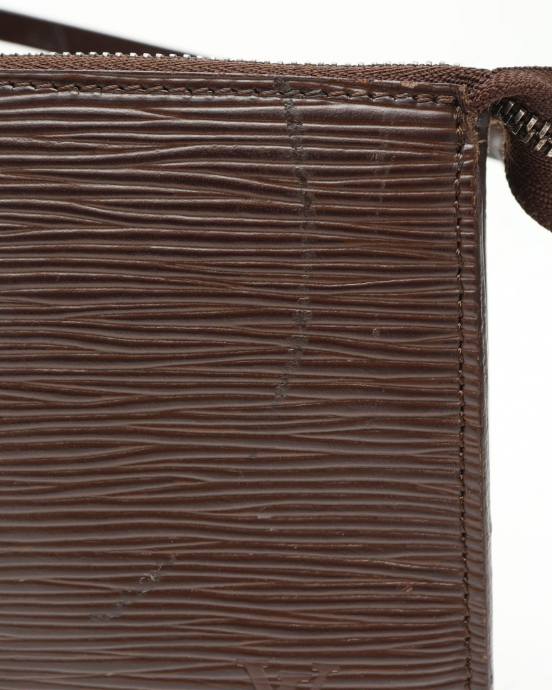 Louis Vuitton EPI Pochette Accessories Bag