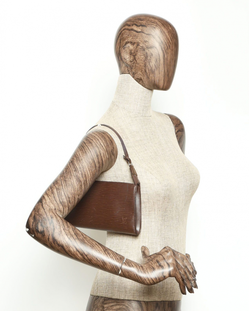 Louis Vuitton EPI Pochette Accessories Bag