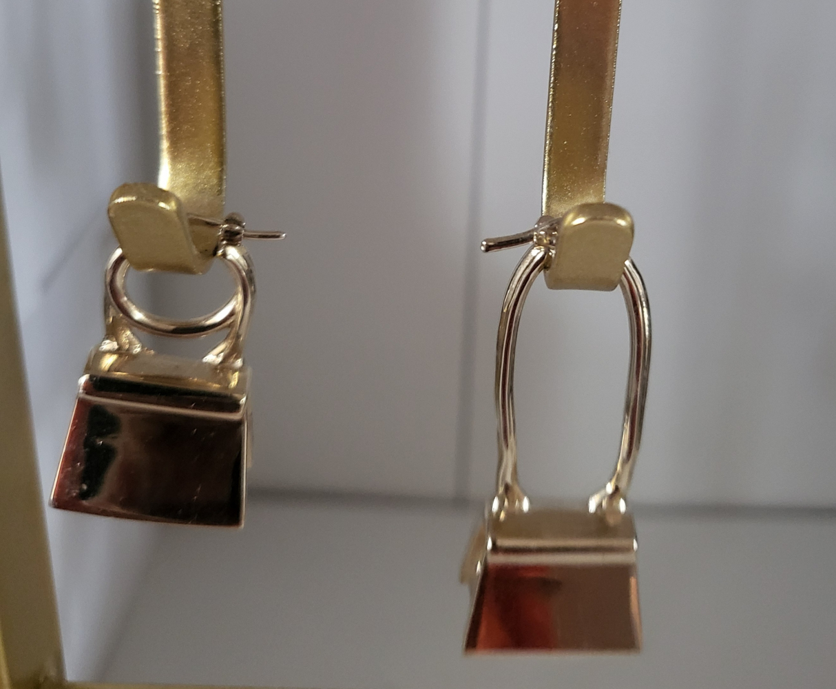 Jacquemus Boucles d'oreilles 'Les Chiquito Noeu' pour Femmes