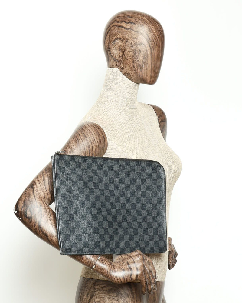 Louis Vuitton Damier Graphite Etui Voyage MM Computer Case