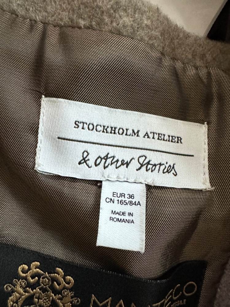 & other stories Übergroßer Wollmantel mit Gürtel