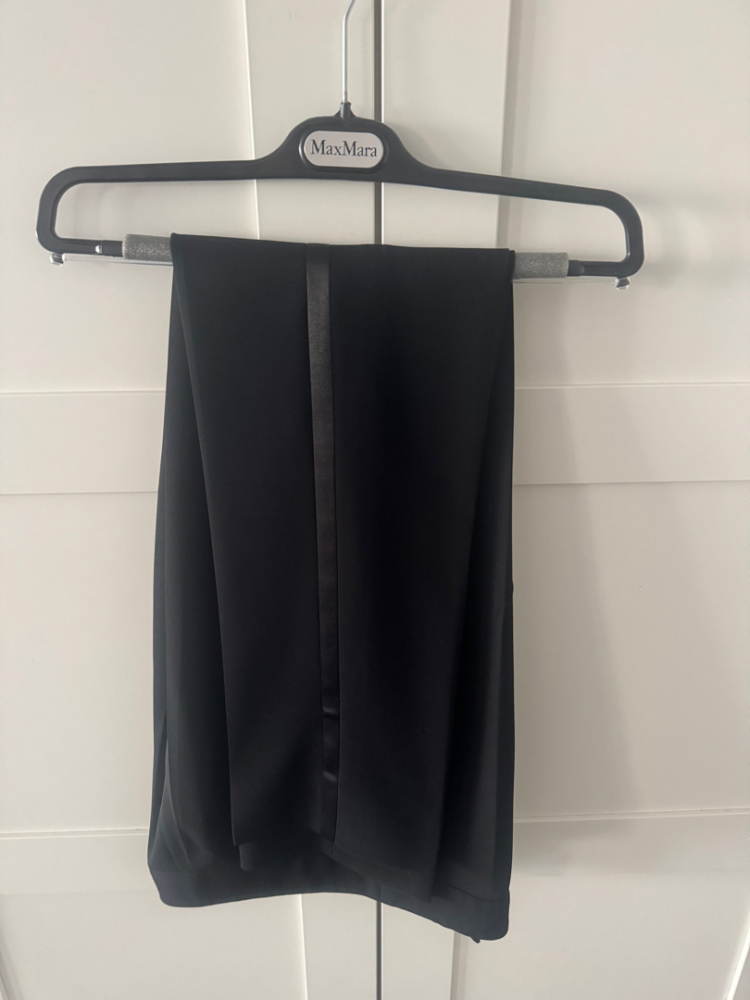 Max Mara Elegant pants