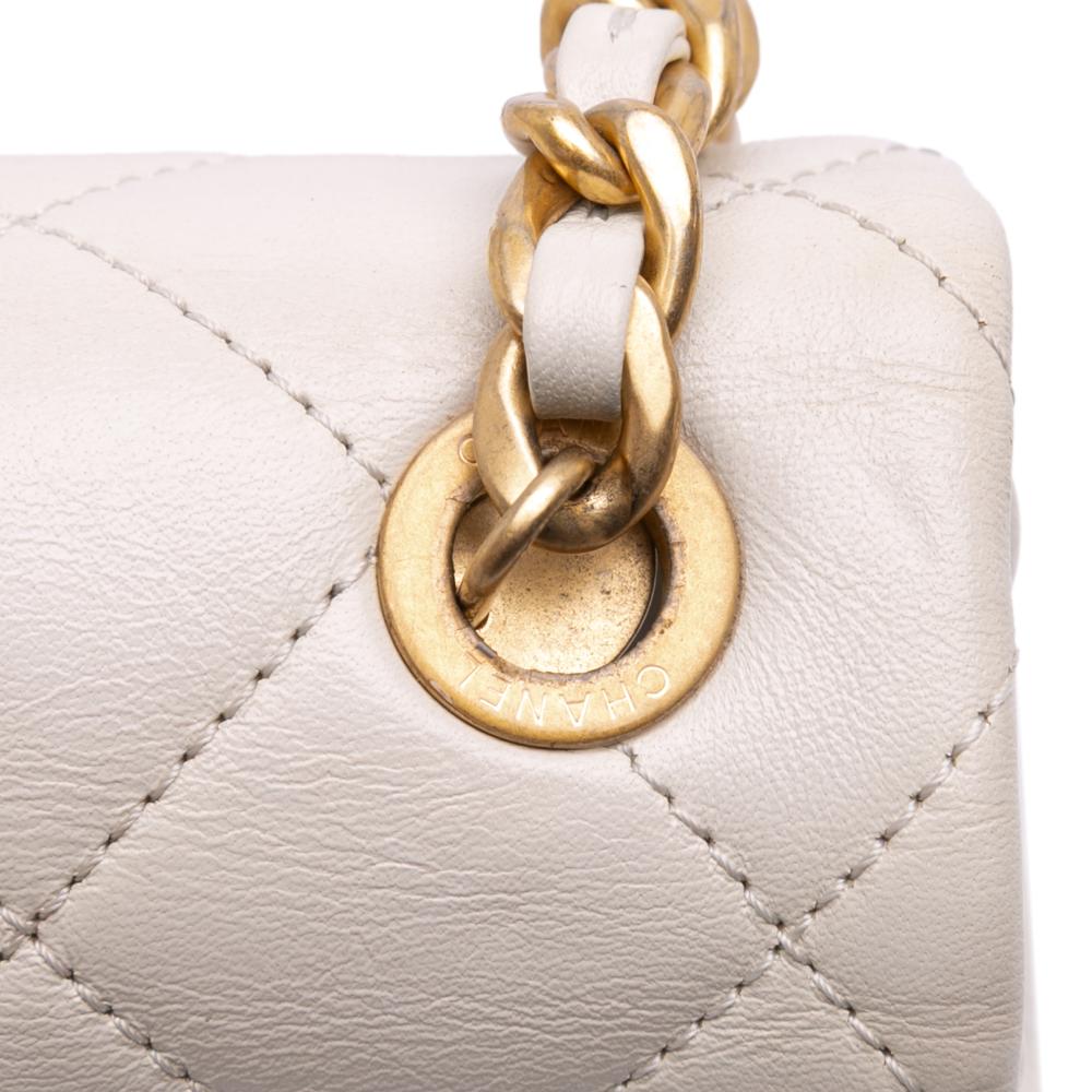 Chanel B Chanel White Off White Calf Leather Mini Glazed skin Pearl Side Flap Italy