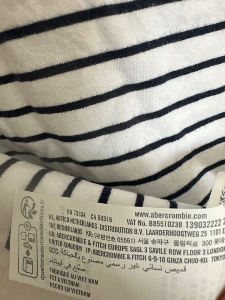 Abercrombie & Fitch Stripped crop baby tee