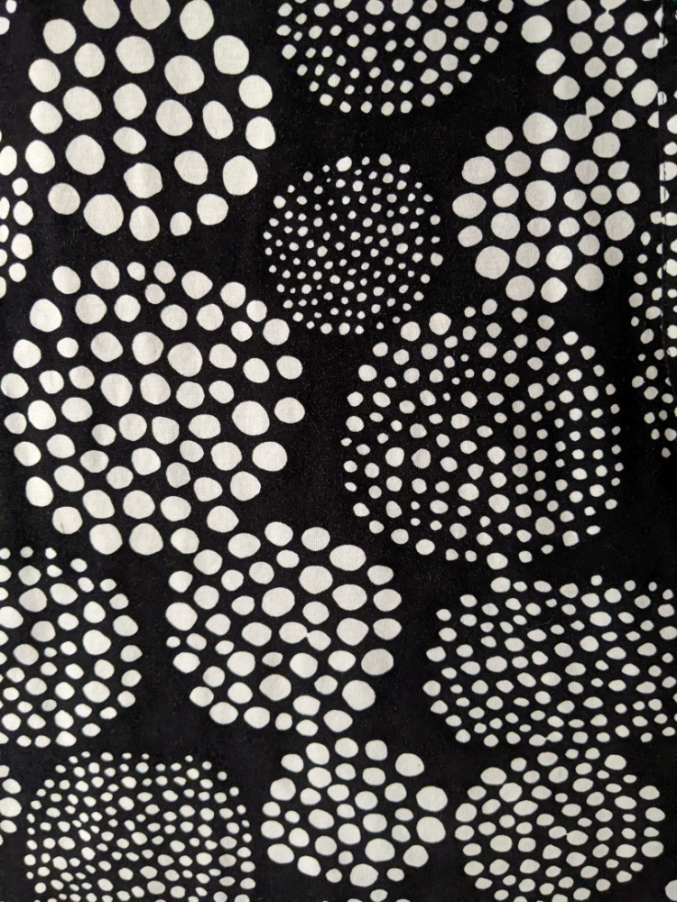 Marimekko : Tunic dress with cream polka dots on a black background L