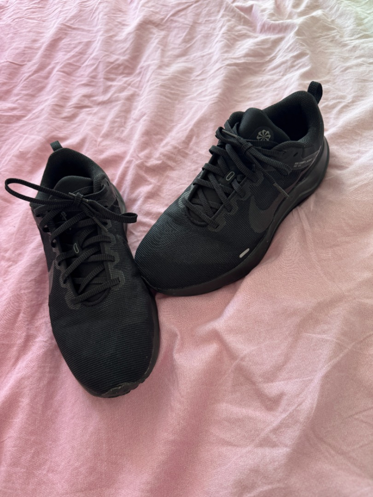 Nike Downshifter women's sneaker