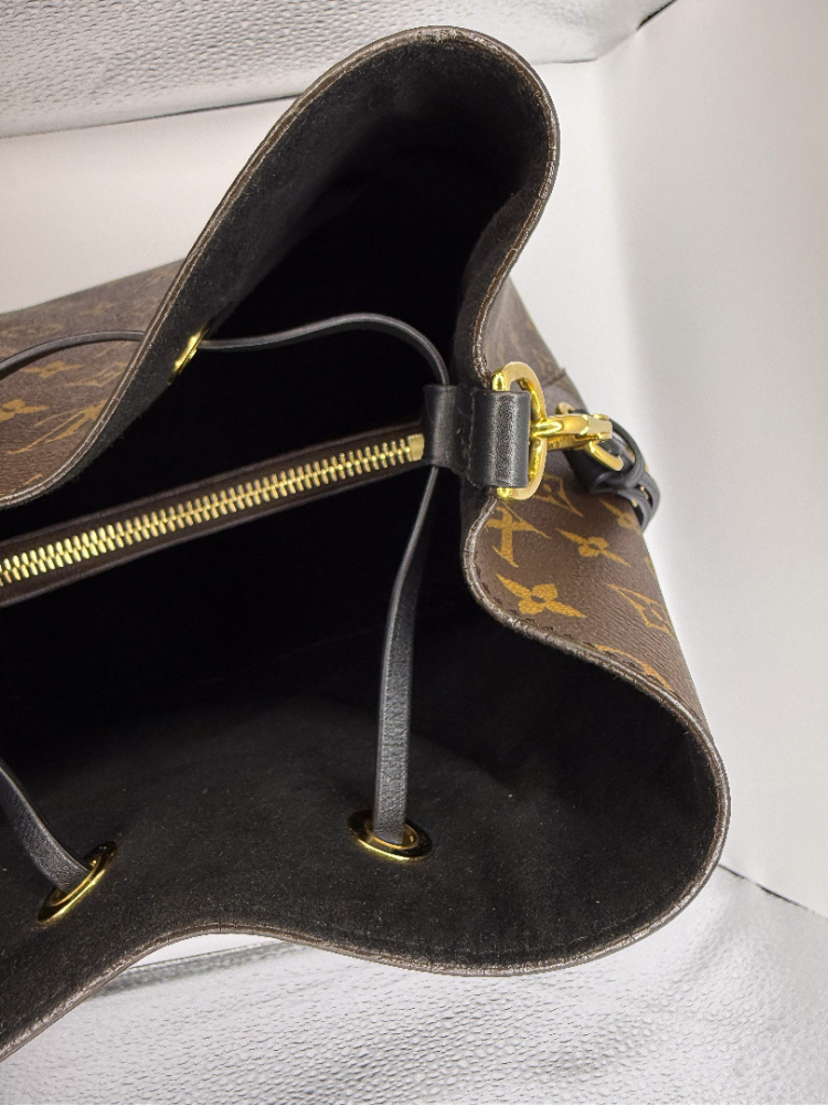 Louis Vuitton Sac à bandoulière Monogram NeoNoé