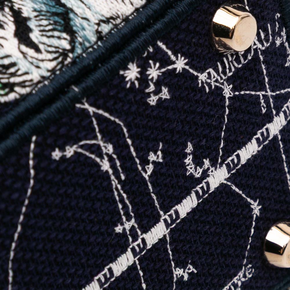 Christian Dior B Dior Blue Navy Canvas Fabric Medium Embroidered Zodiac Lady D Lite Italy